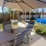 Villa 3 Ch Climatisee Avec Piscine & Jacuzzi, Parking Prive, Centre A Pied *