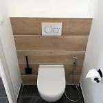 3 Ch Climatisee Avec Piscine & Jacuzzi, Parking Prive, Centre A Pied Uzès