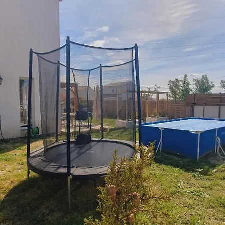 3 Ch Climatisée Avec Piscine&jacuzzi, Parking Privé, Centre à Pied * Uzès