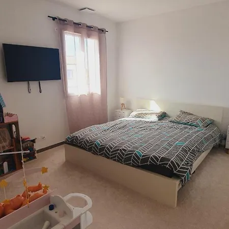 Climatisee, Piscine, Et Centre Accessible A Pied Villa Uzes